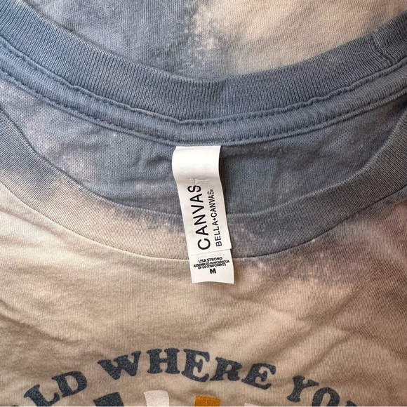 Pink Armadillo Bleached Graphic Tee "Be Kind" Blue Yellow  / Size Medium Women's - Picture 8 of 8